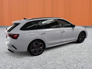 Skoda Octavia Combi 2.0 TSI RS DSG