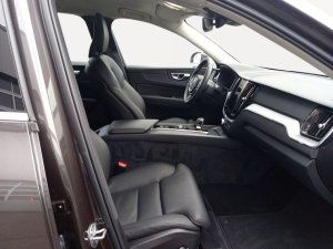 Volvo XC60 B4 D AWD Geartronic Momentum Pro